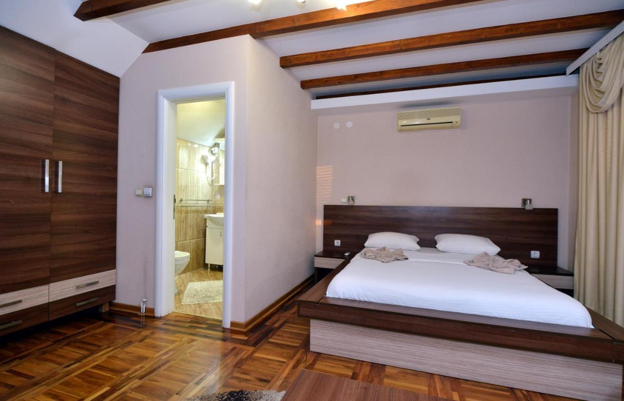 Garni Hotel Kaca Крагуевац Экстерьер фото
